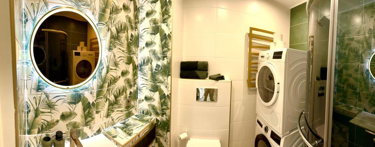 Apartamento Gertrude'S Heart Riga Exterior foto